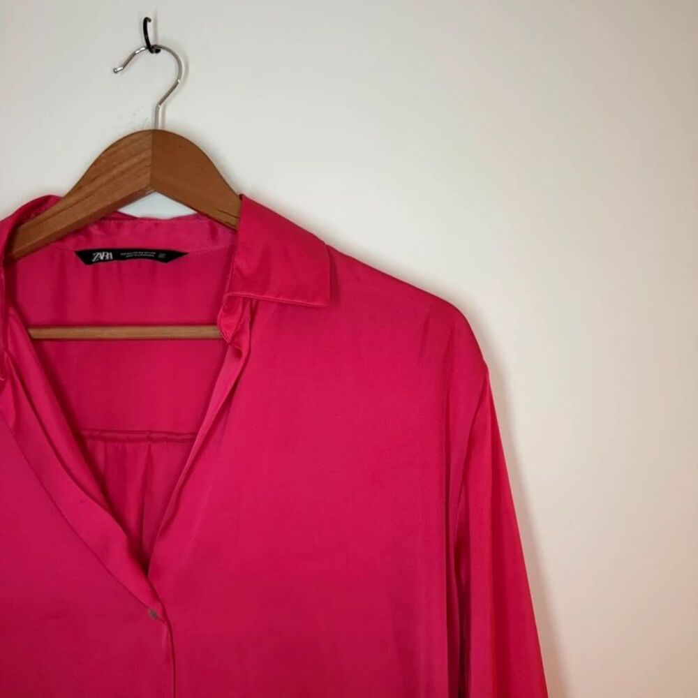 ZARA Fuschia Pink Silky Button-up | XS | workwear, chic, statement piece